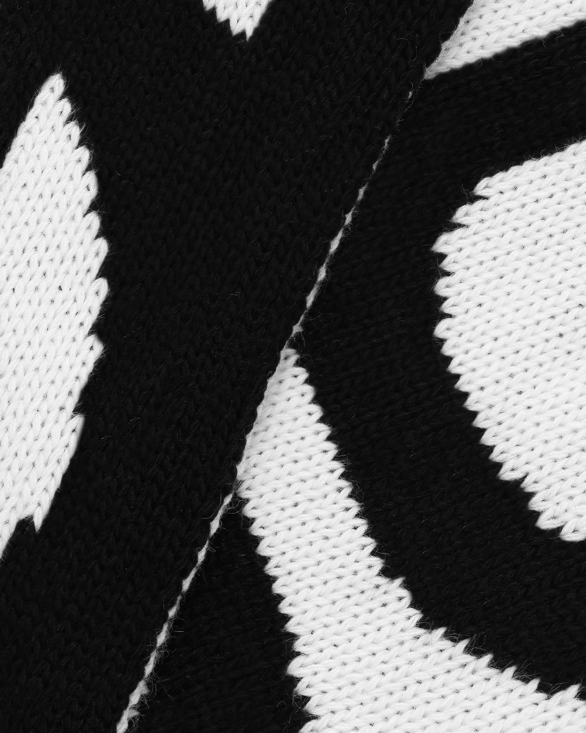 Fundamental Scarf